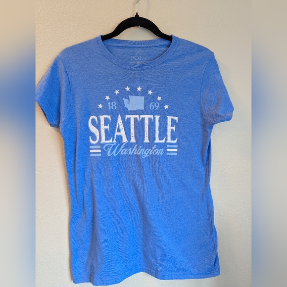 Tops - Seattle Graphic Blue T-Shirt Size M